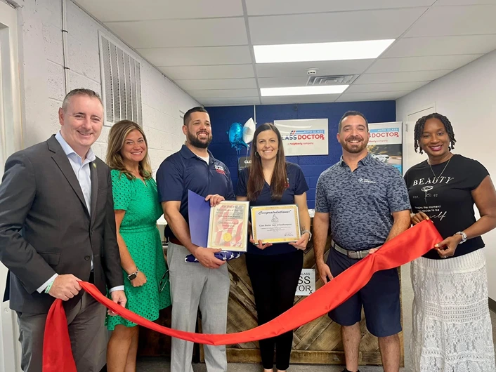 Glass Doctor Auto of Southampton ribbon