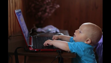 Kid Notebook Computer Learns Curiosity PC Smile